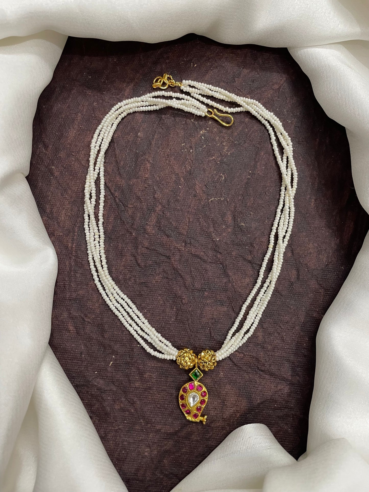 Mango Jadau nakshi ball Bunch neckset