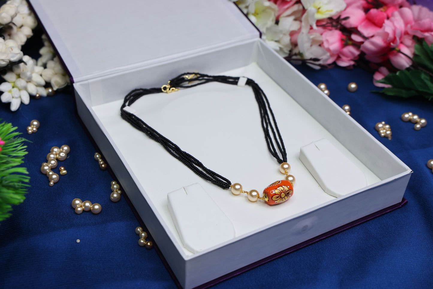Trending Taiwan Coral Bunch Layered Black Beads Necklace