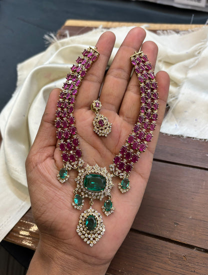 Trending statement necklace & earrings for party