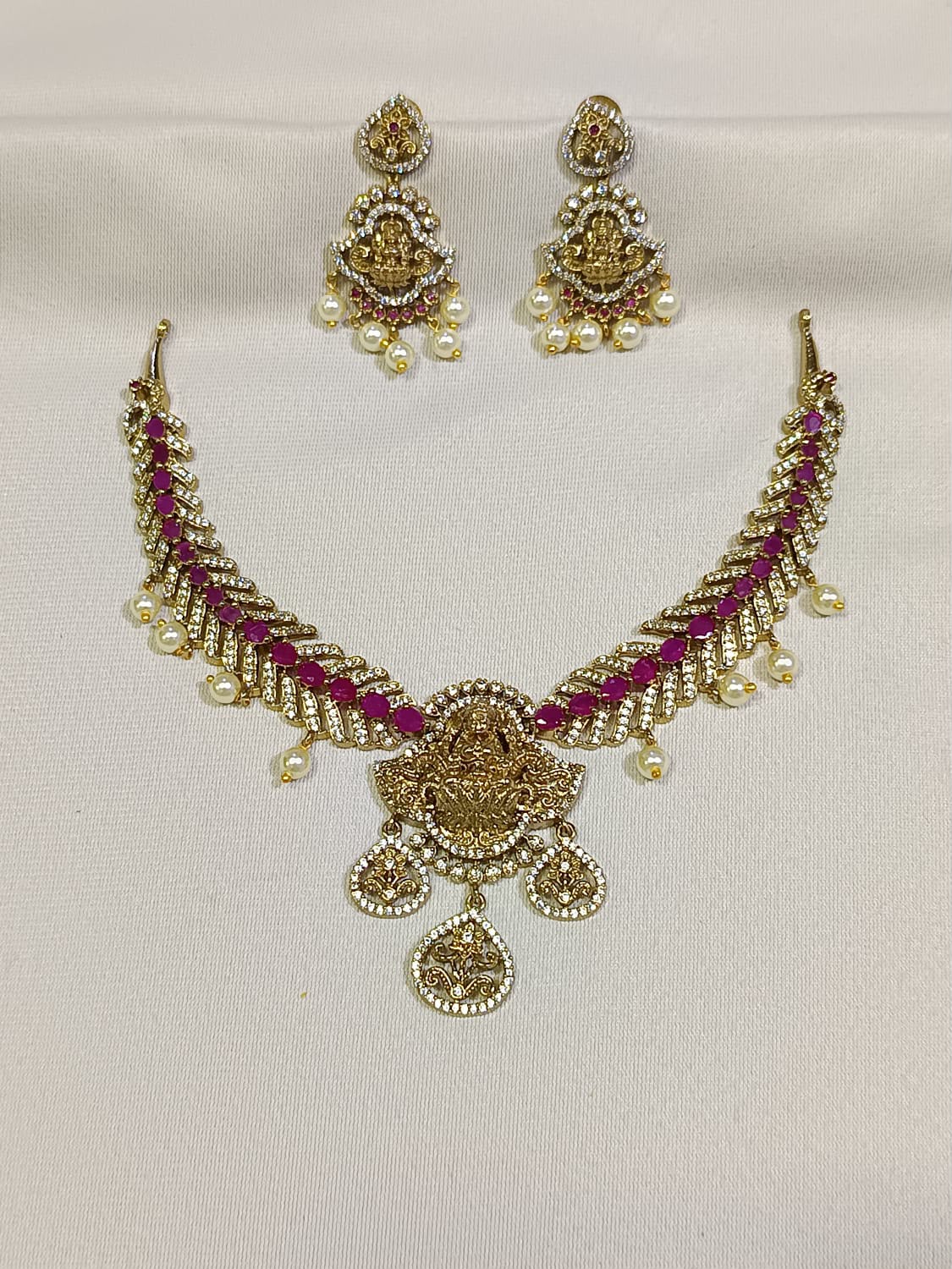 Modern Indo-Western Necksets for Women