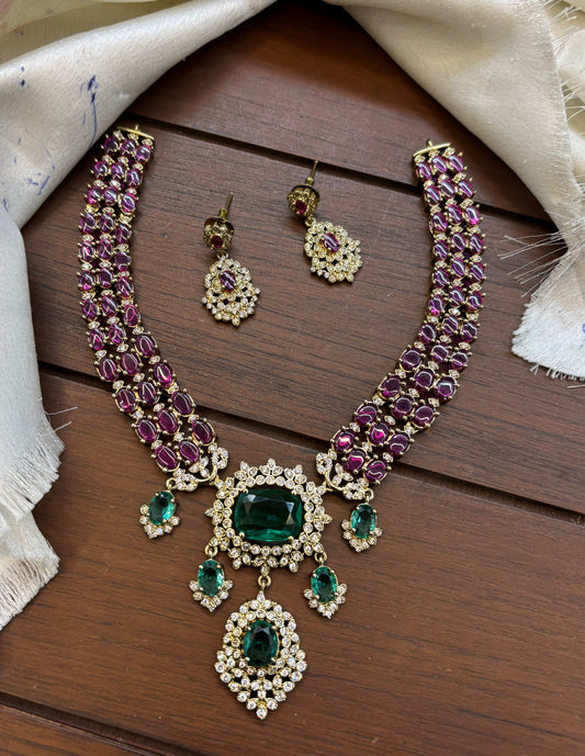 Trending statement necklace & earrings for party